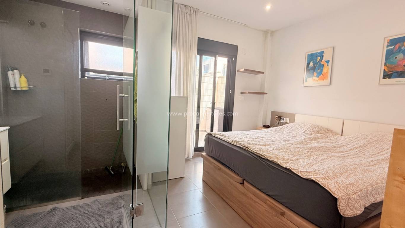 Resale - Villa - Ciudad Quesada - Pueblo Bravo
