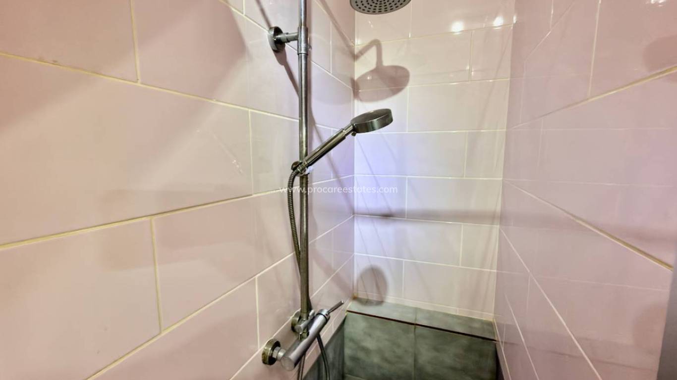 Resale - Villa - Ciudad Quesada - Pueblo Bravo