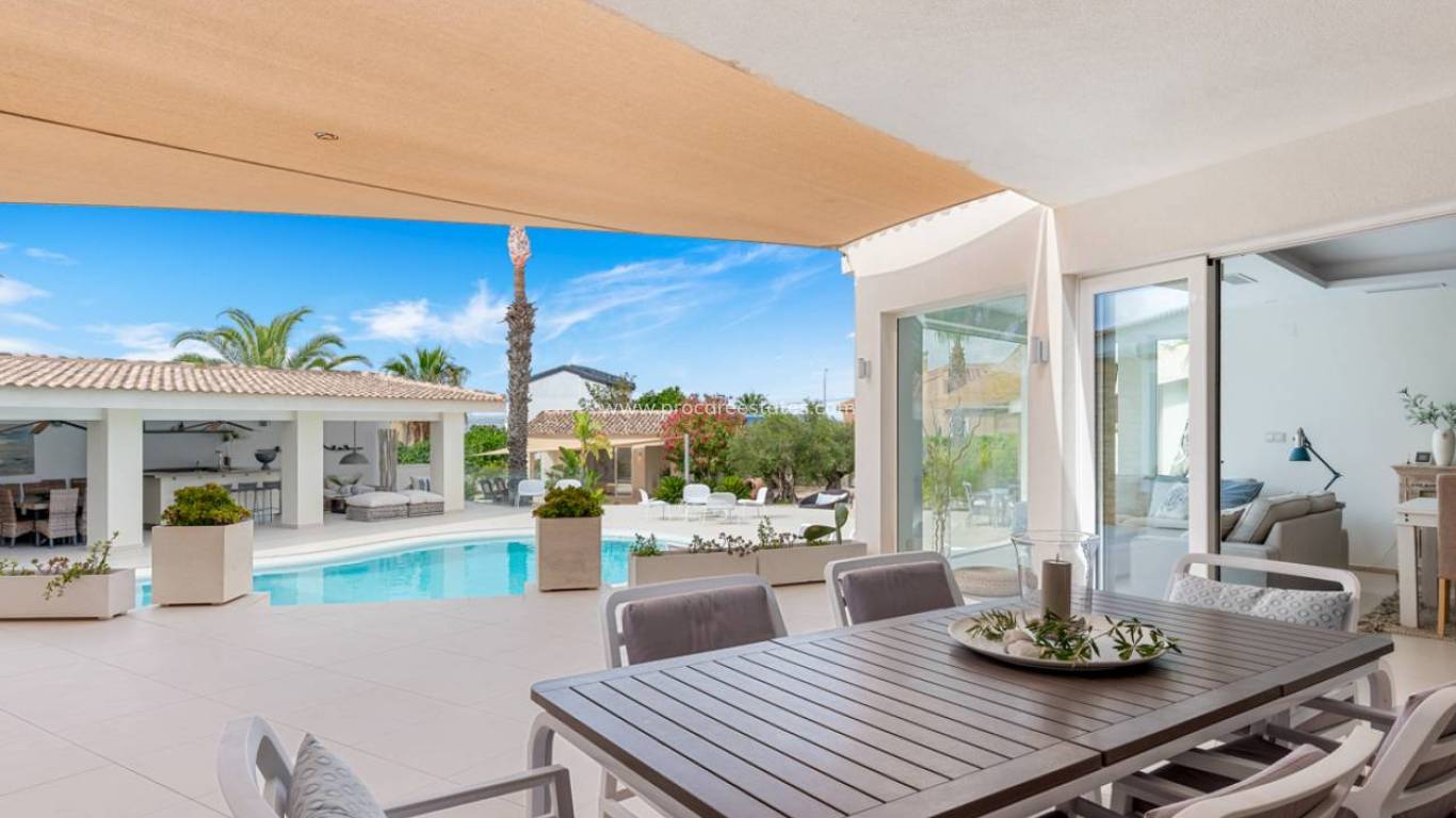 Resale - Villa - Ciudad Quesada