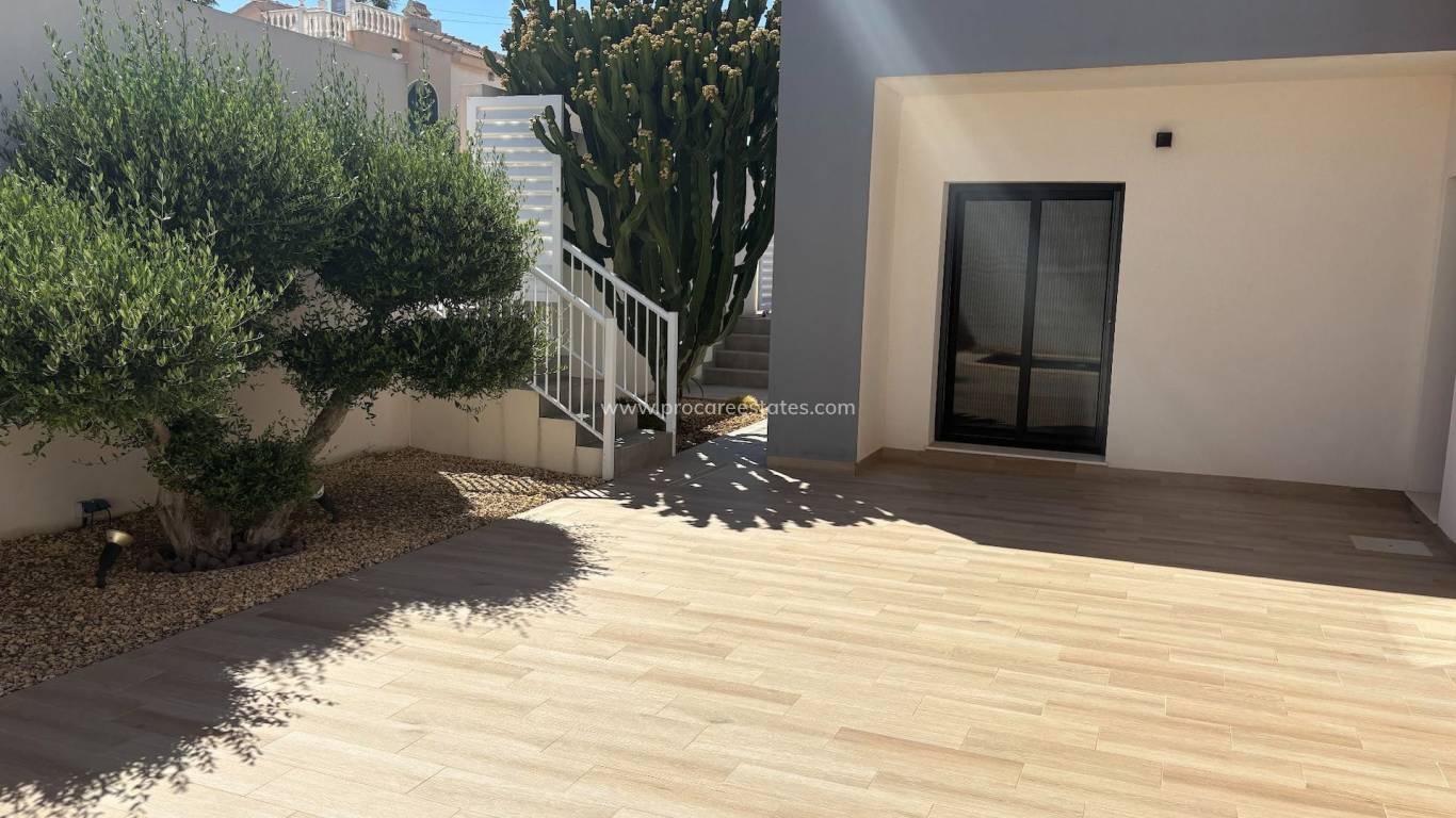 Resale - Villa - Ciudad Quesada