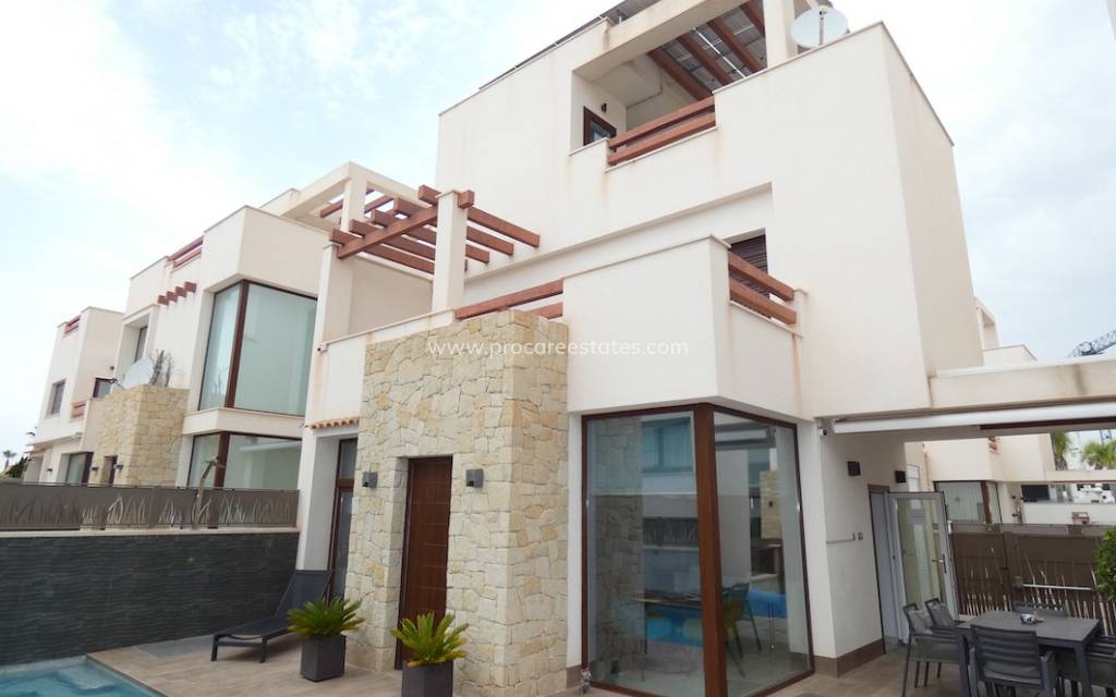 Resale - Villa - Ciudad Quesada