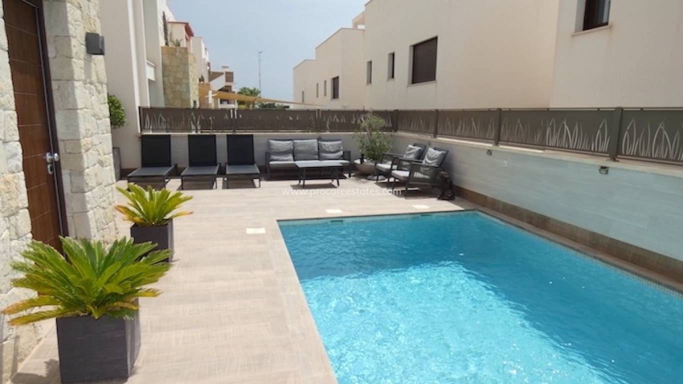 Resale - Villa - Ciudad Quesada