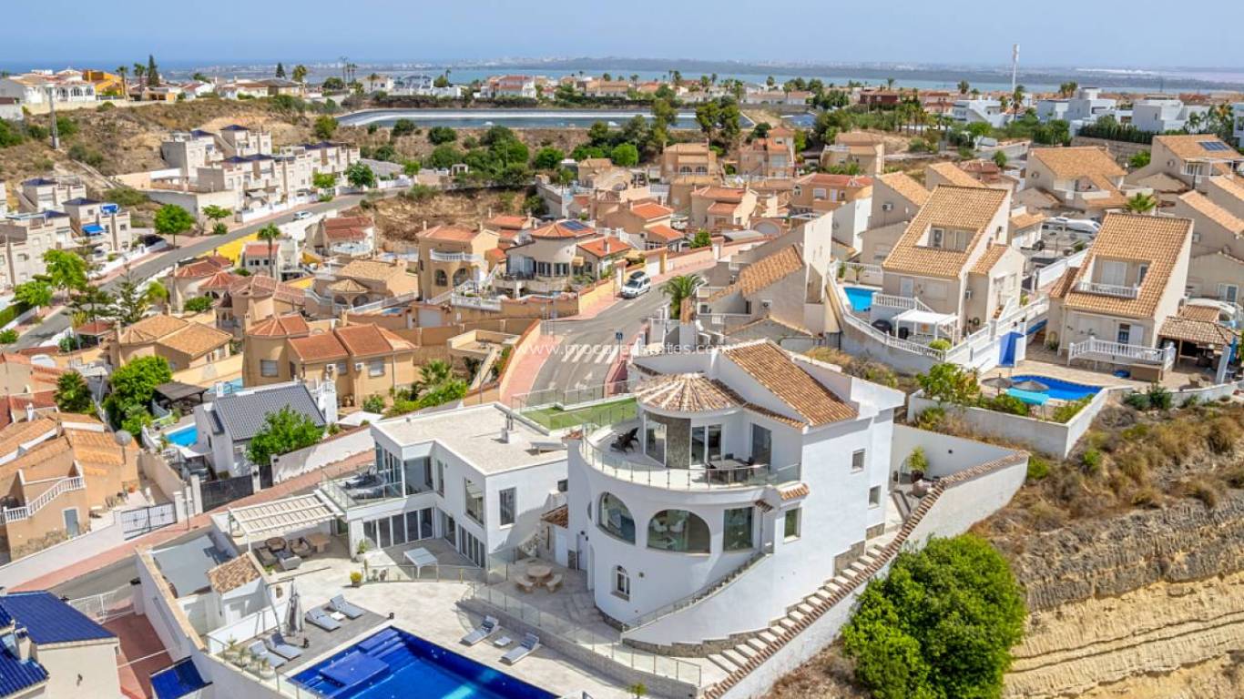 Resale - Villa - Ciudad Quesada