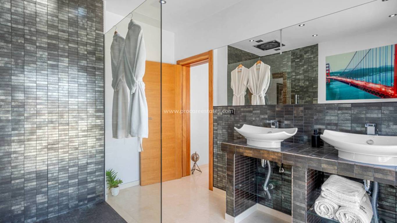 Resale - Villa - Ciudad Quesada