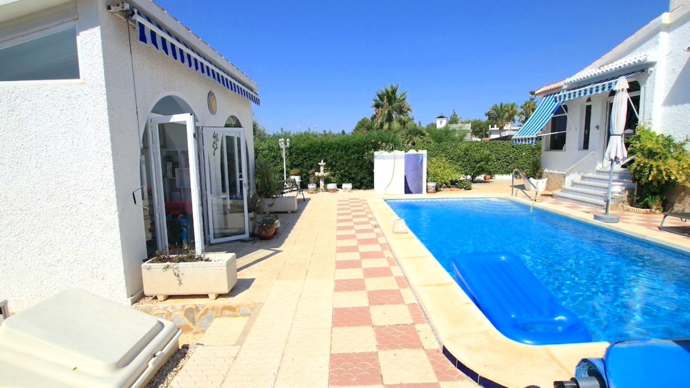 Resale - Villa - Ciudad Quesada