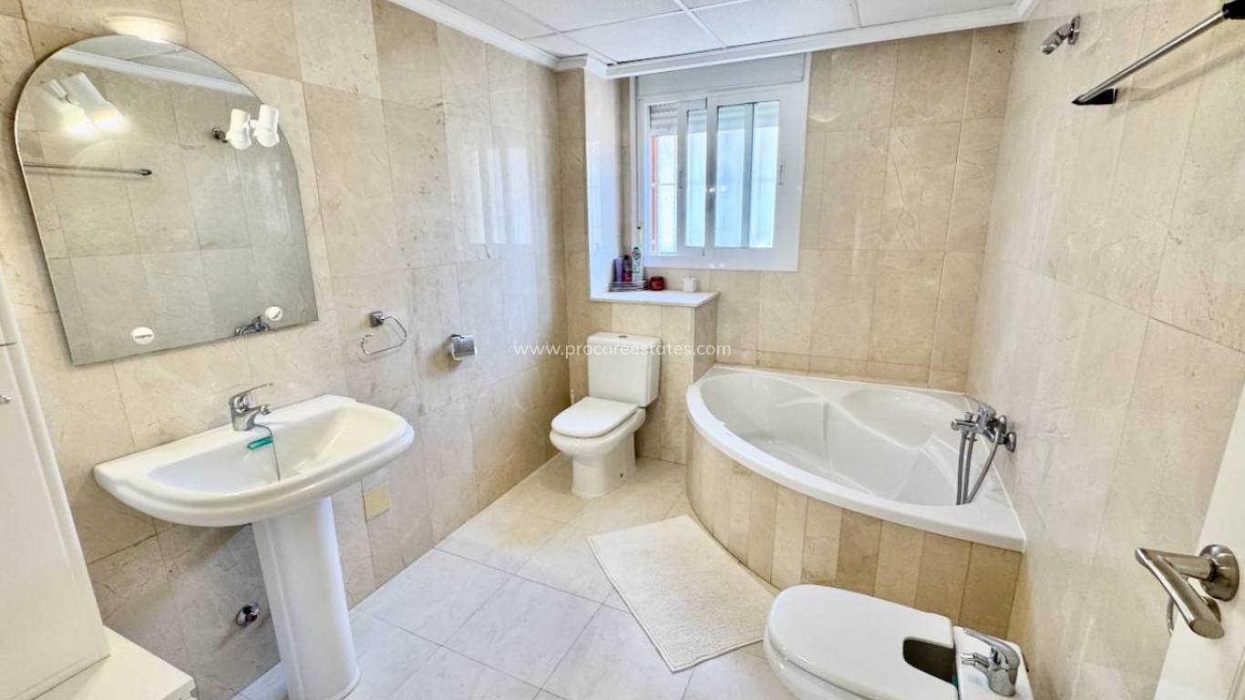 Resale - Villa - Ciudad Quesada