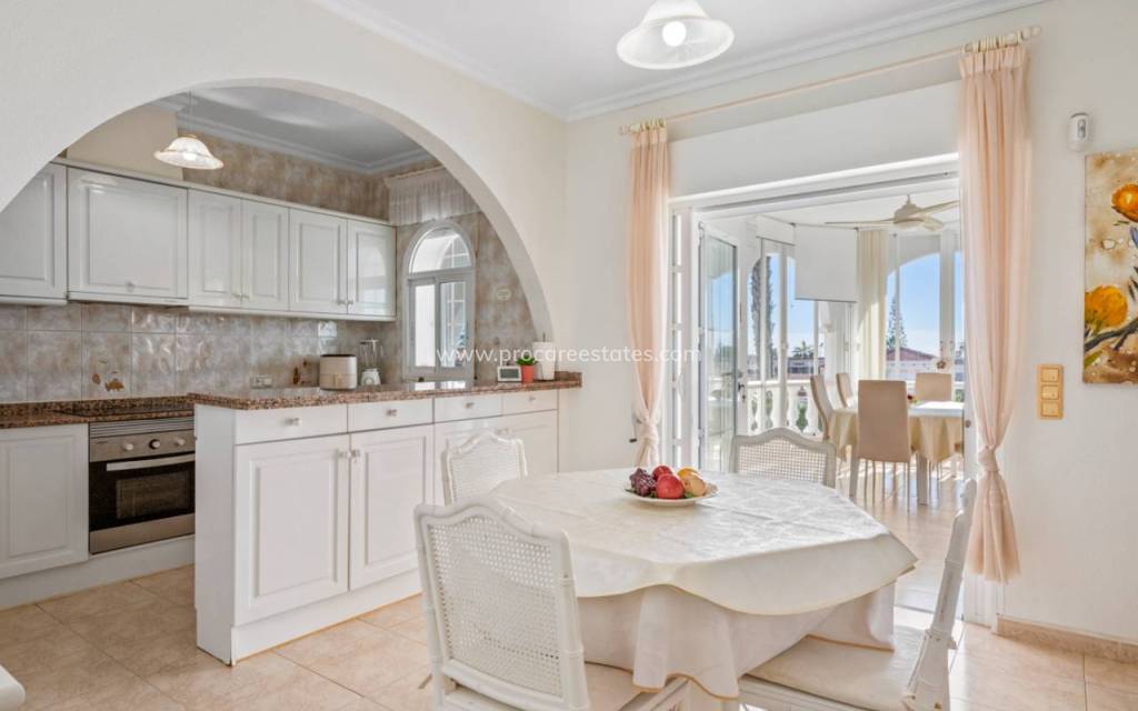 Resale - Villa - Ciudad Quesada