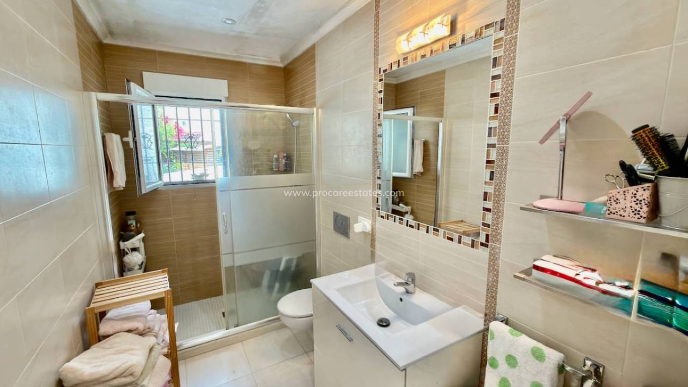 Resale - Villa - Ciudad Quesada