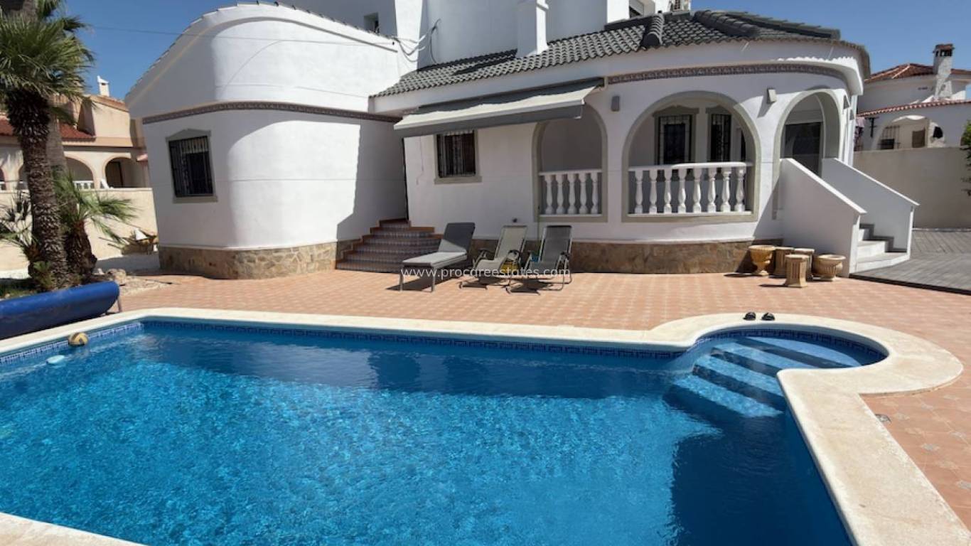 Resale - Villa - Ciudad Quesada