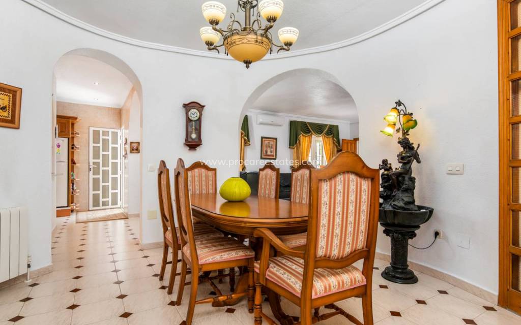 Resale - Villa - Ciudad Quesada
