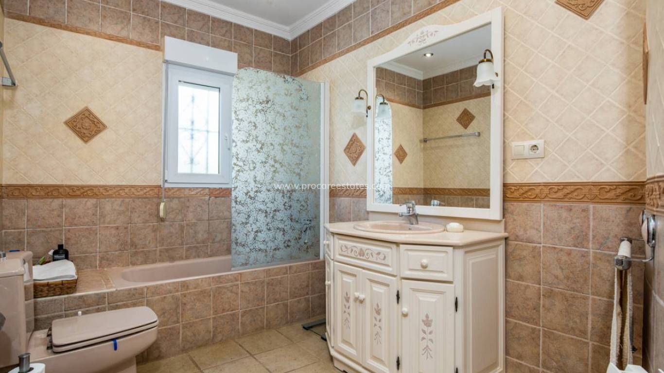 Resale - Villa - Ciudad Quesada