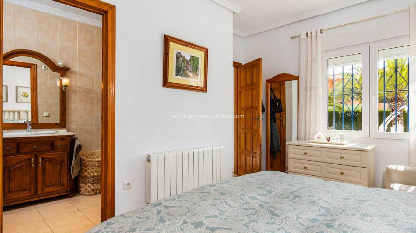 Resale - Villa - Ciudad Quesada