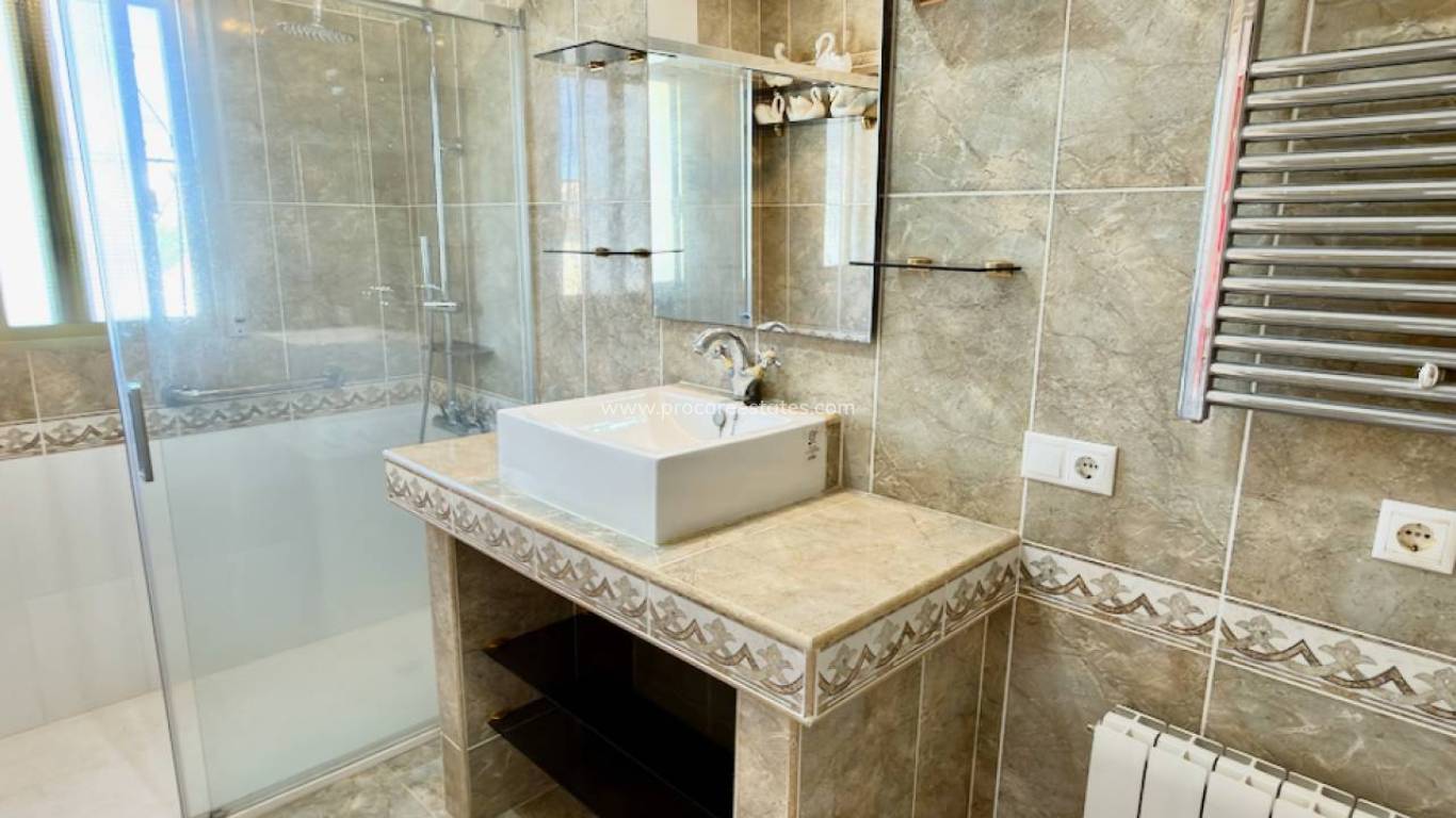 Resale - Villa - Ciudad Quesada