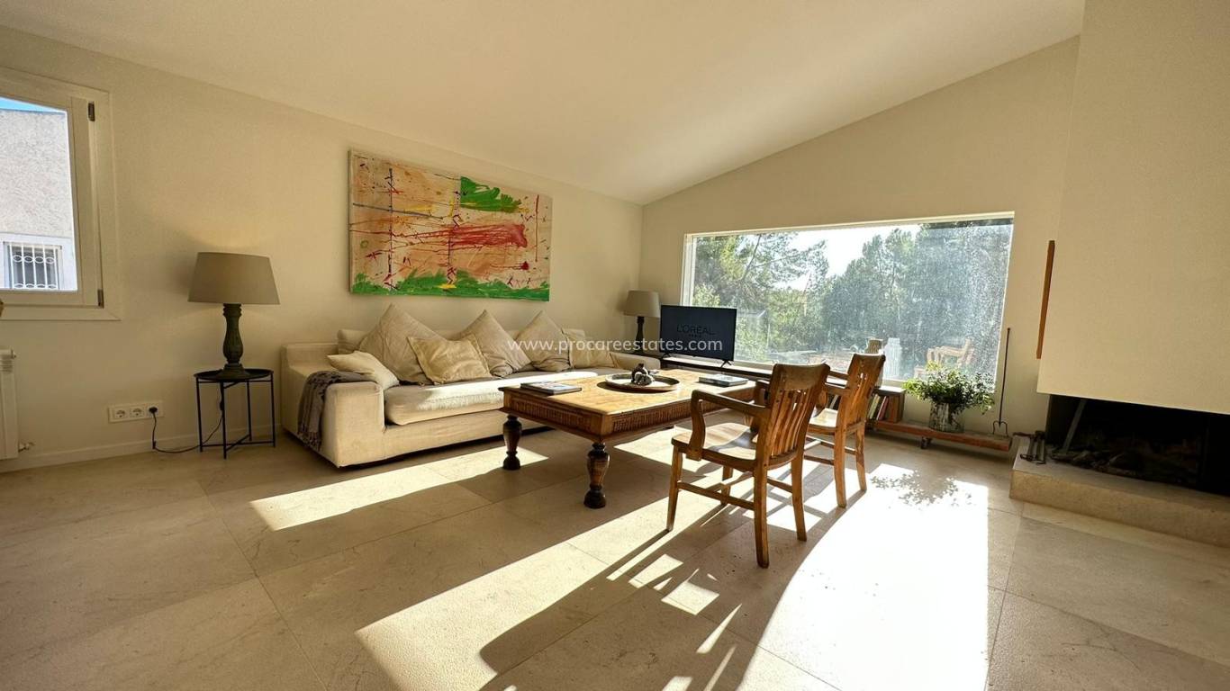 Resale - Villa - Costa de la Calma - Calvià