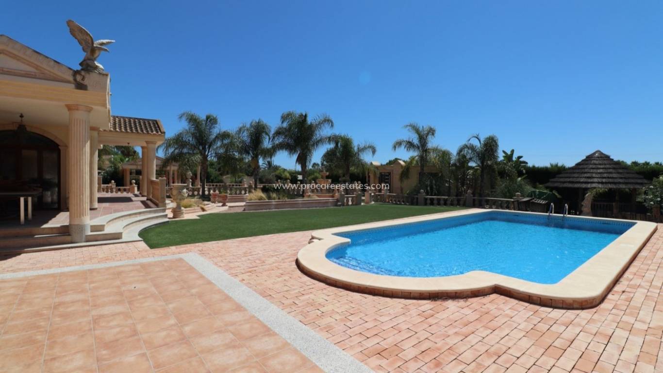 Resale - Villa - Daya Vieja