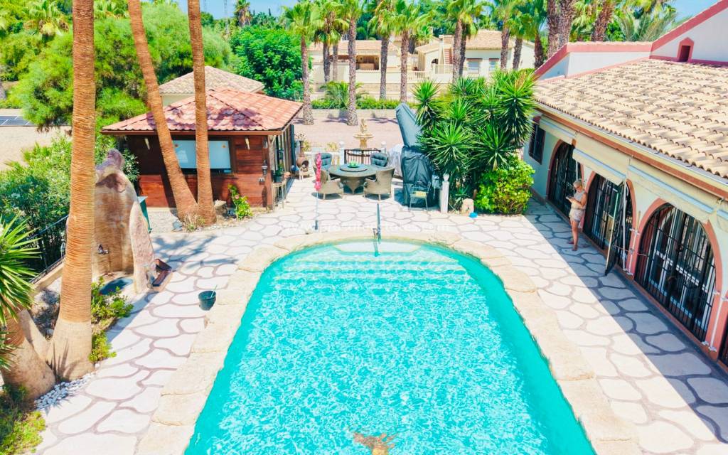 Resale - Villa - Daya Vieja