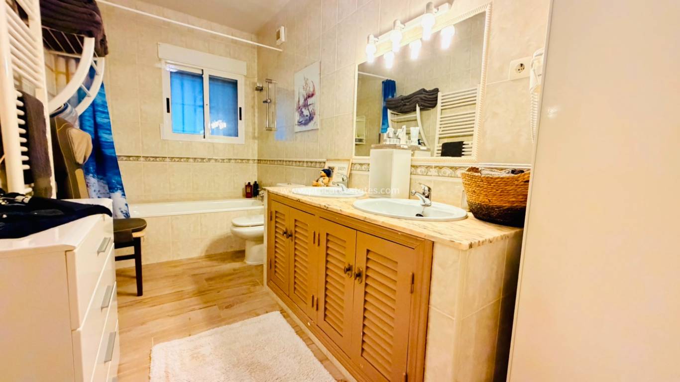 Resale - Villa - Daya Vieja