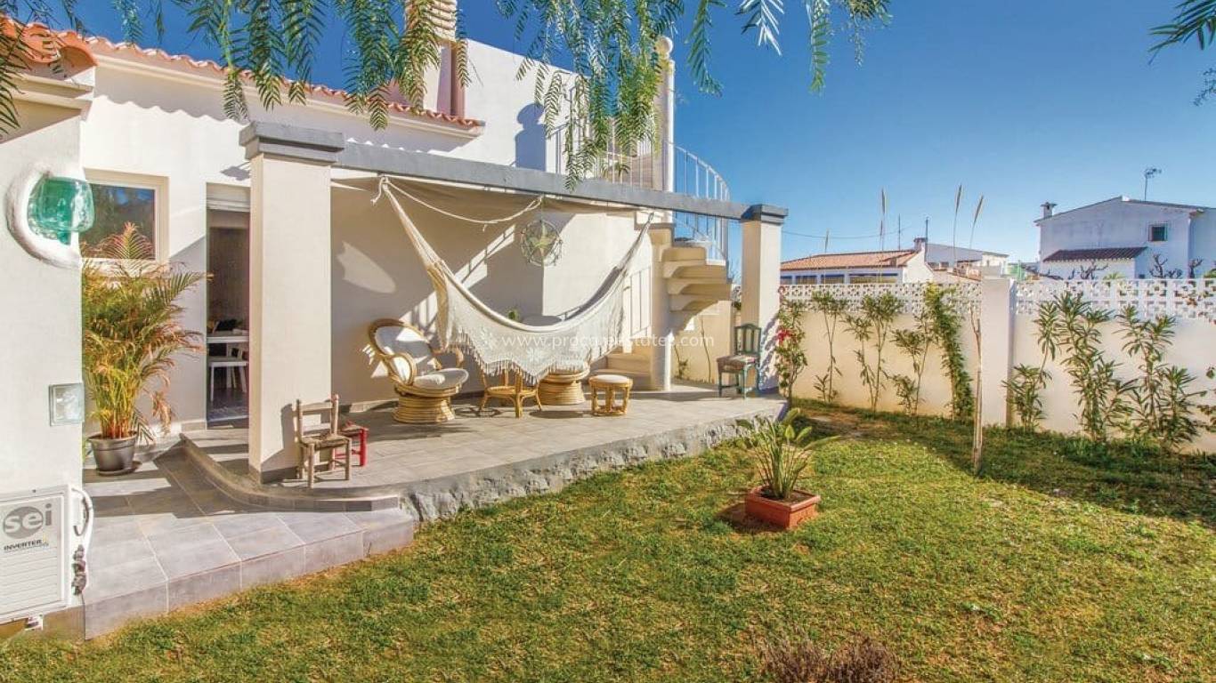 Resale - Villa - Denia - Les deveses