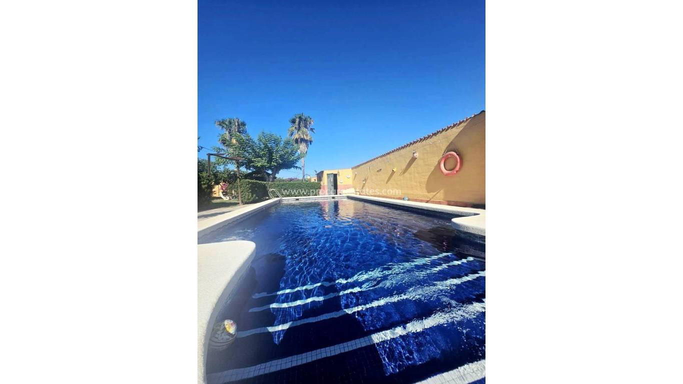 Resale - Villa - Dolores - Comunidad valenciana