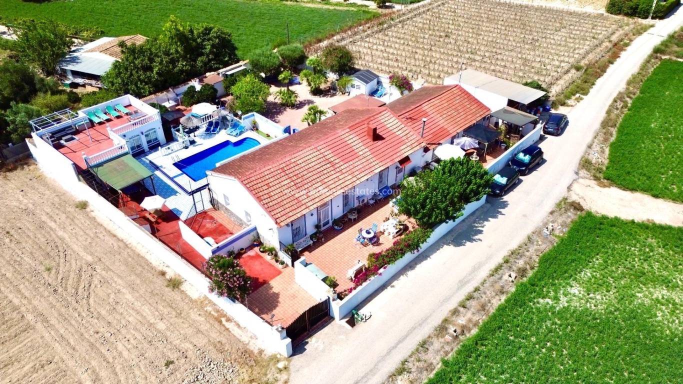 Resale - Villa - Dolores - Comunidad valenciana