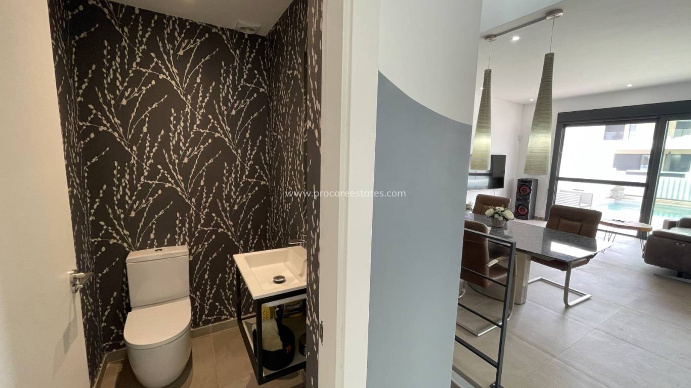 Resale - Villa - Dolores - ZONA NUEVA