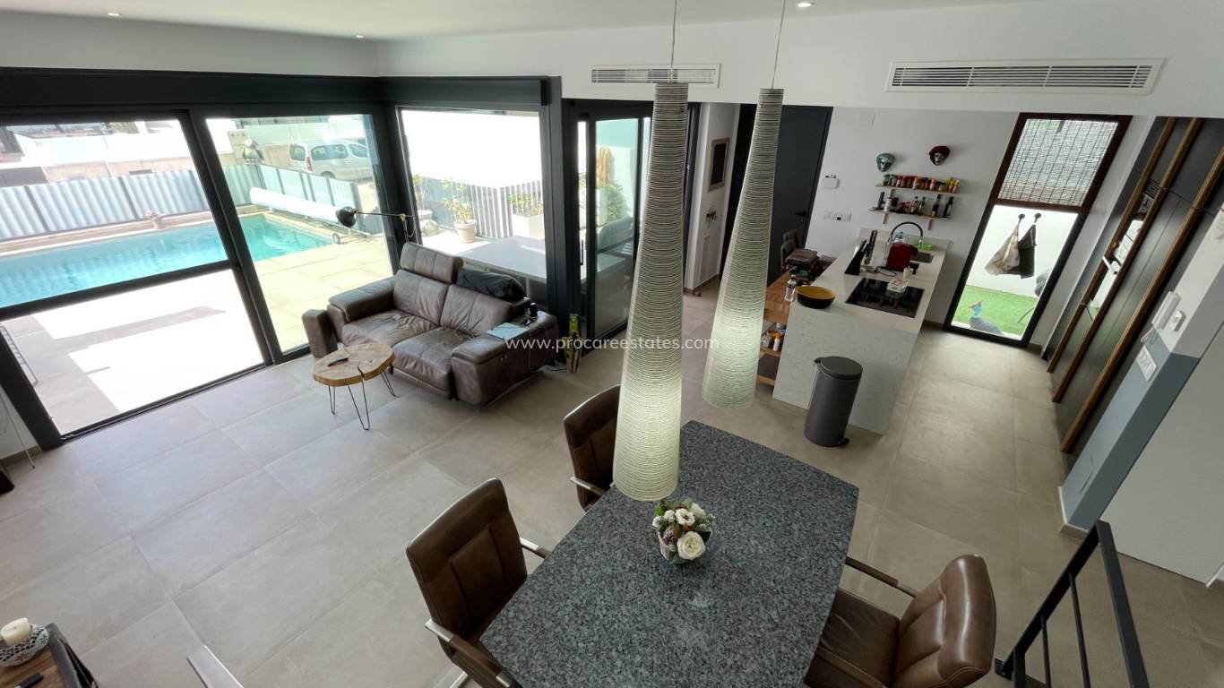 Resale - Villa - Dolores - ZONA NUEVA