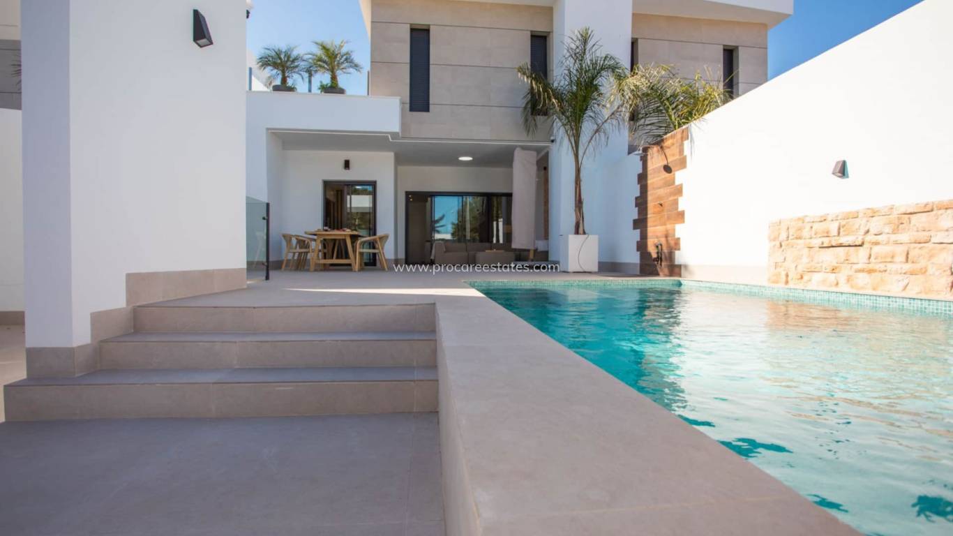 Resale - Villa - Dolores