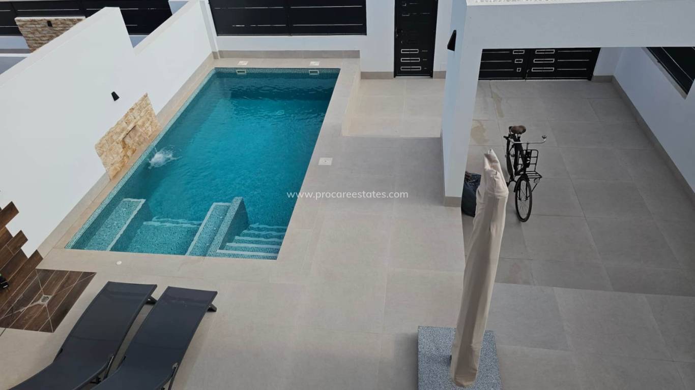 Resale - Villa - Dolores