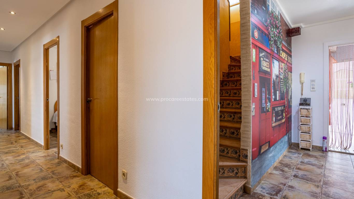Resale - Villa - Elche - La Hoya