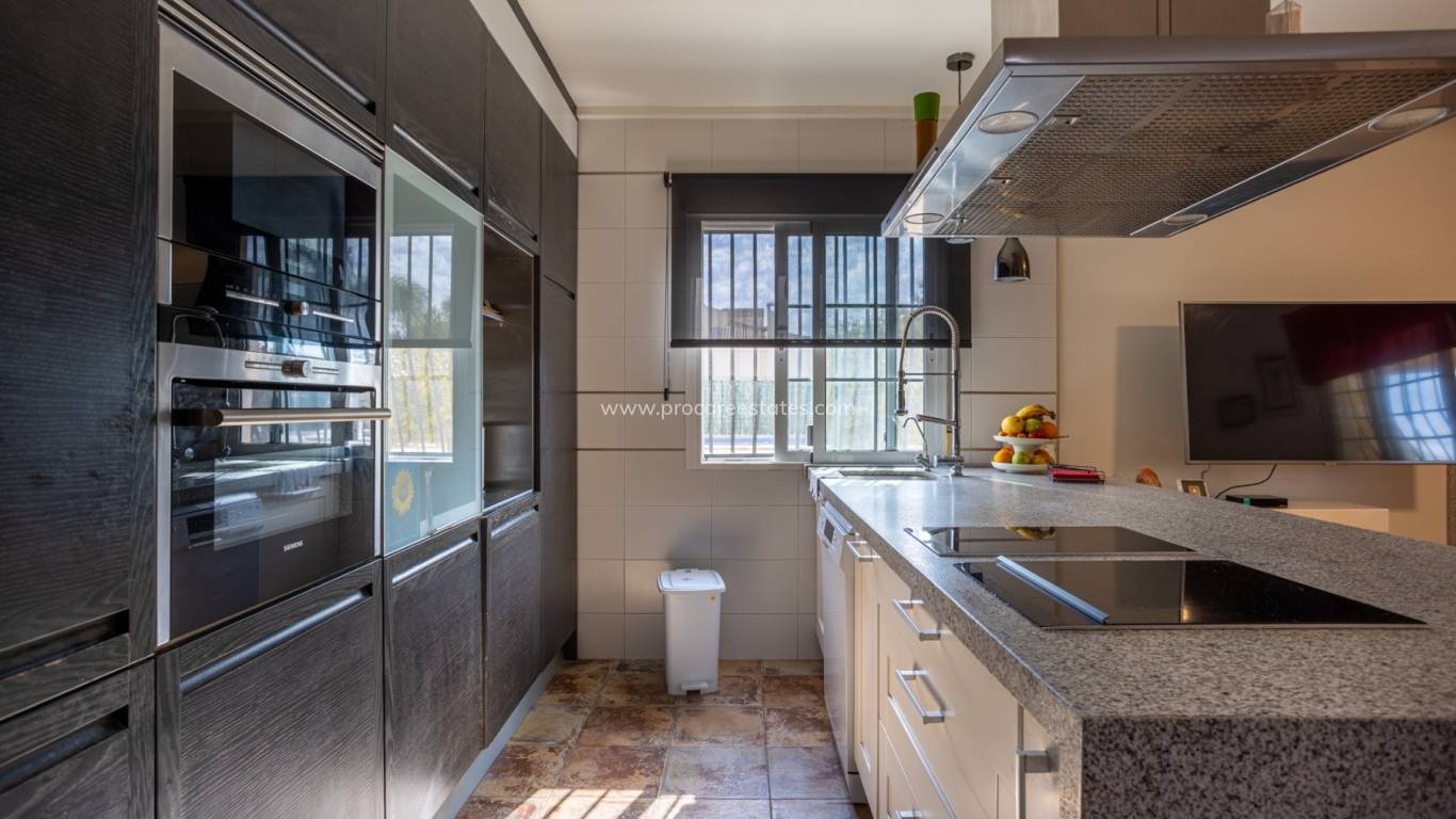 Resale - Villa - Elche - La Hoya