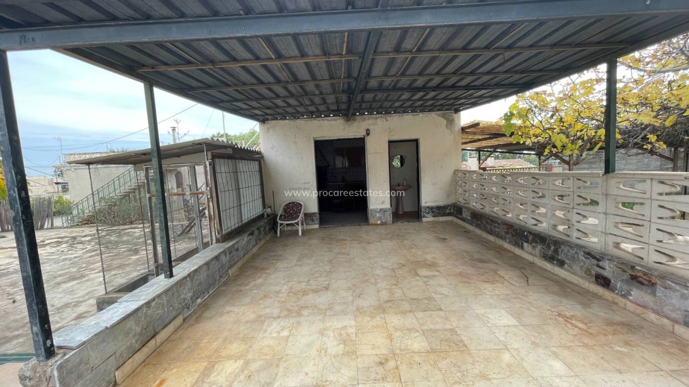 Resale - Villa - Elche