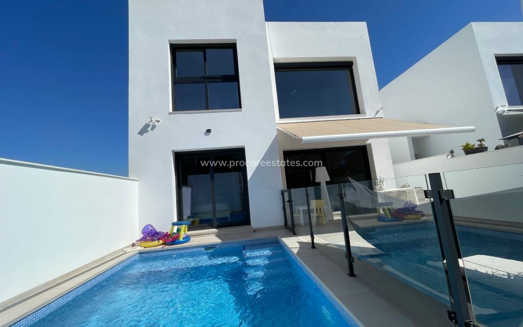 Resale - Villa - Formentera del Segura - Pueblo