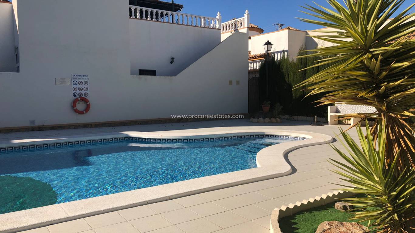 Resale - Villa - Guardamar del Segura - El Raso