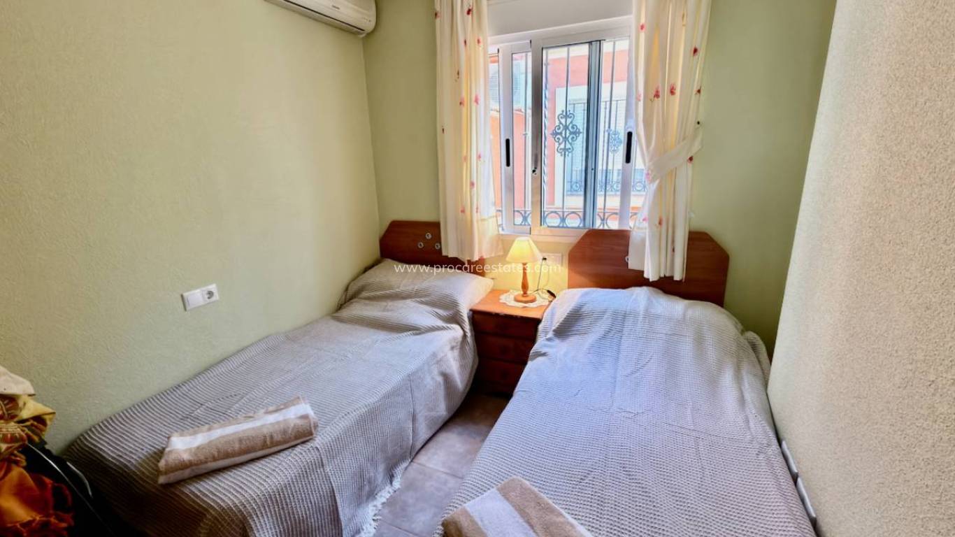 Resale - Villa - Guardamar del Segura - El Raso