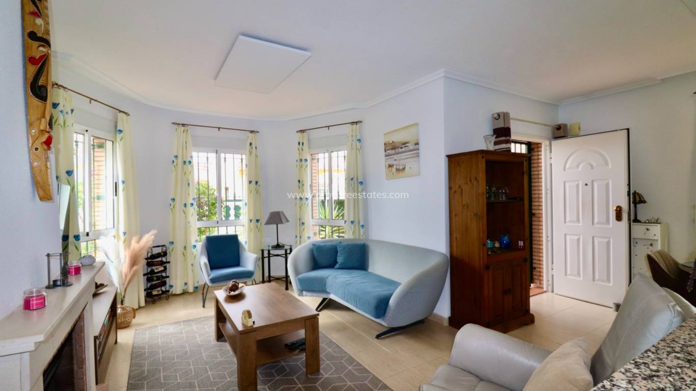 Resale - Villa - Guardamar del Segura - El Raso