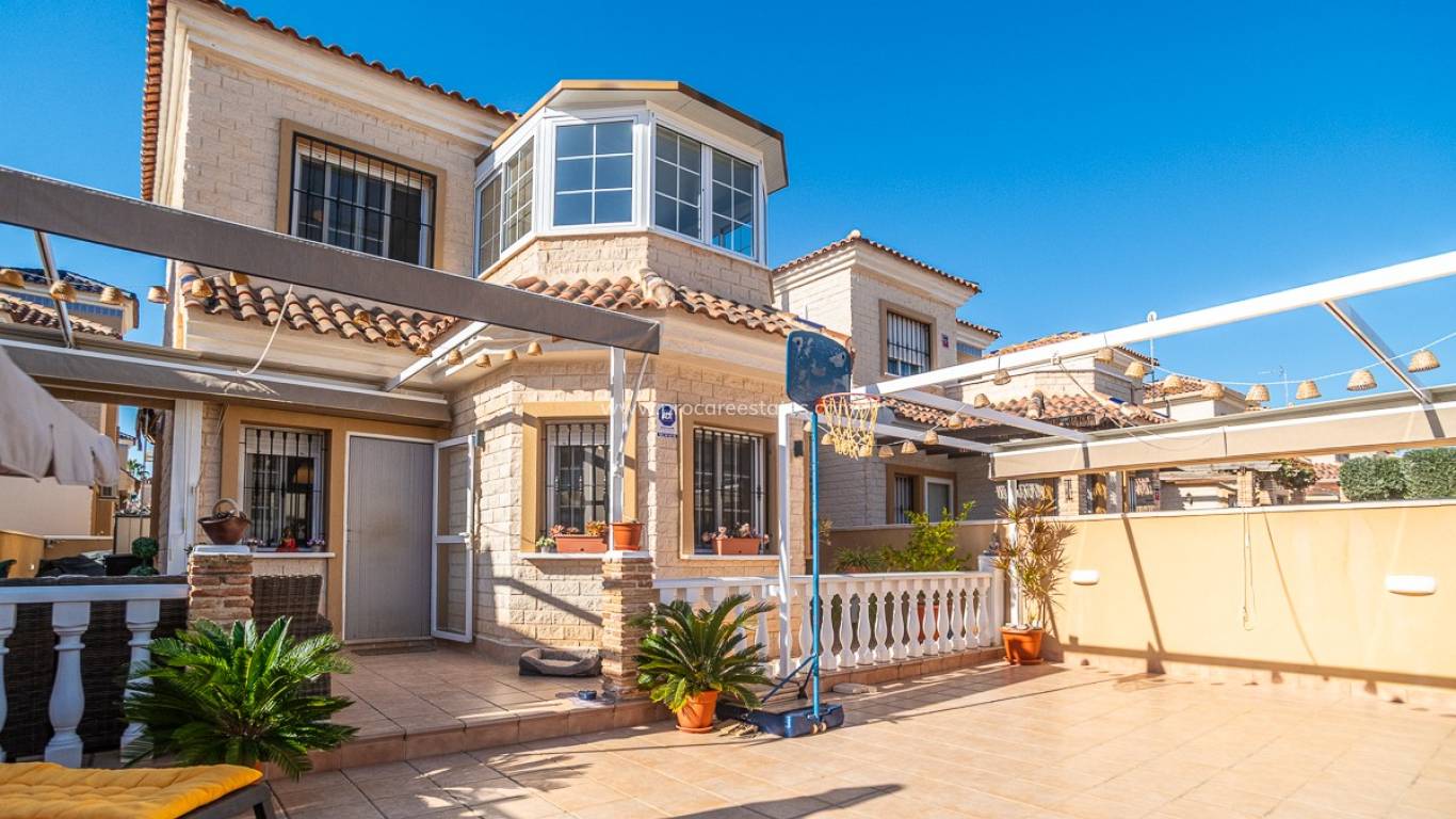 Resale - Villa - Guardamar del Segura - EL RASO