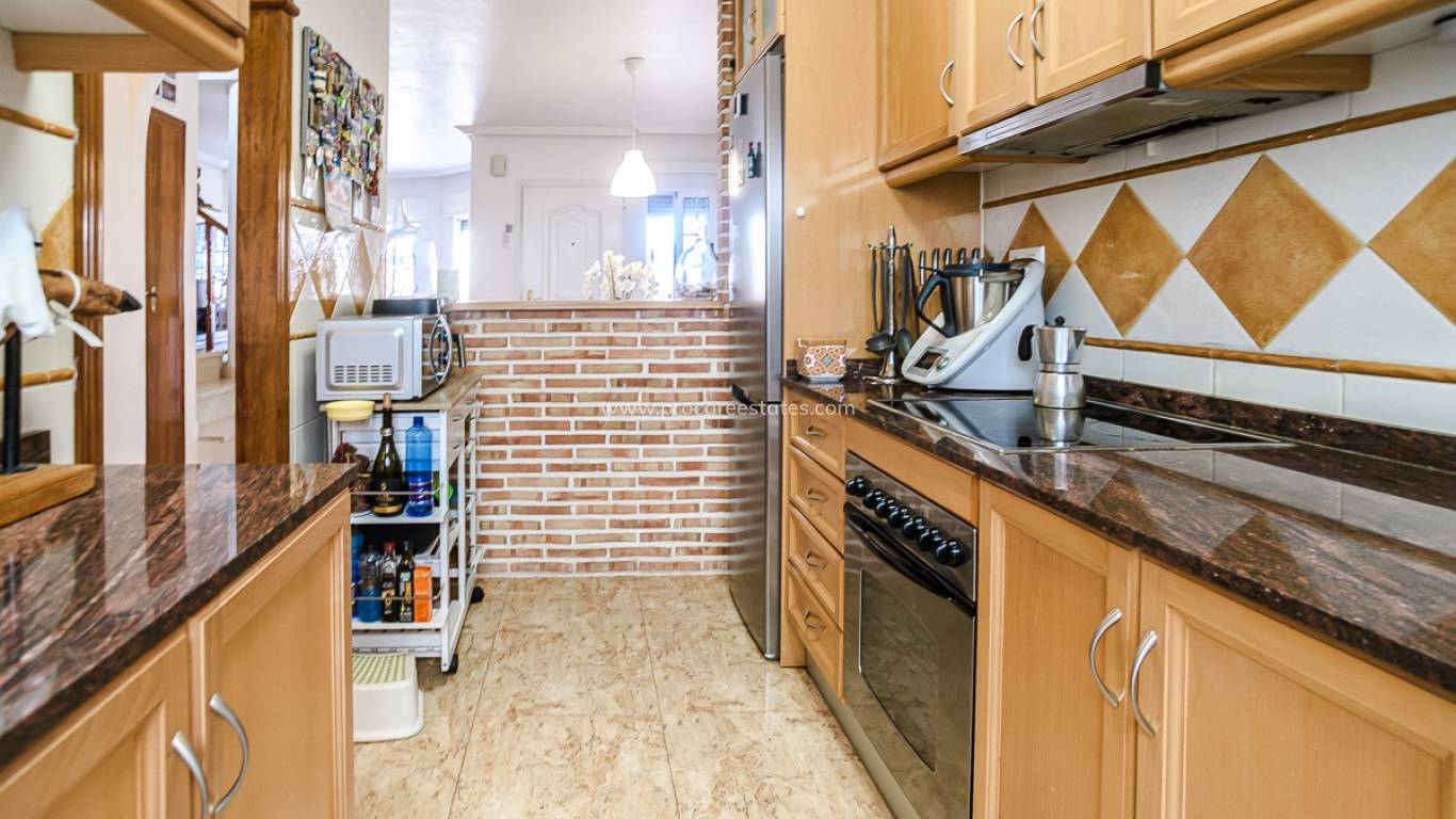 Resale - Villa - Guardamar del Segura - EL RASO