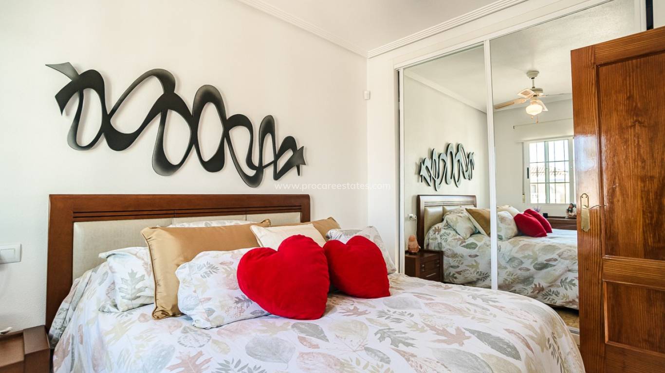 Resale - Villa - Guardamar del Segura - EL RASO