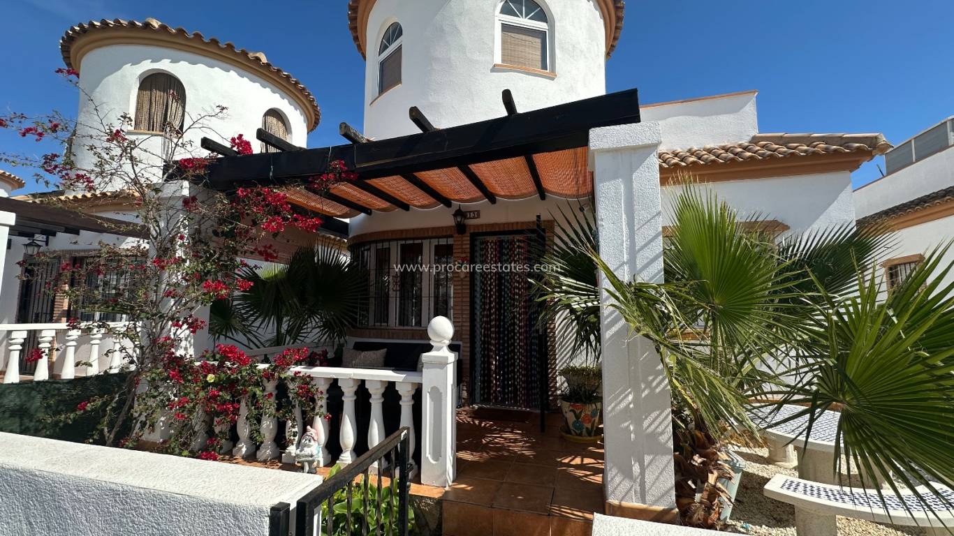 Resale - Villa - Guardamar del Segura - El Raso