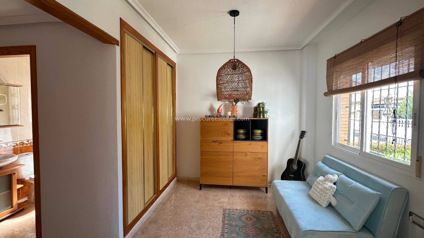 Resale - Villa - Guardamar del Segura - El Raso