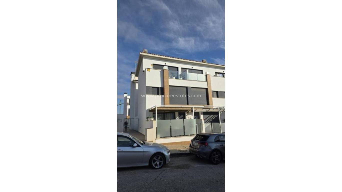 Resale - Villa - Guardamar del Segura - Los secanos