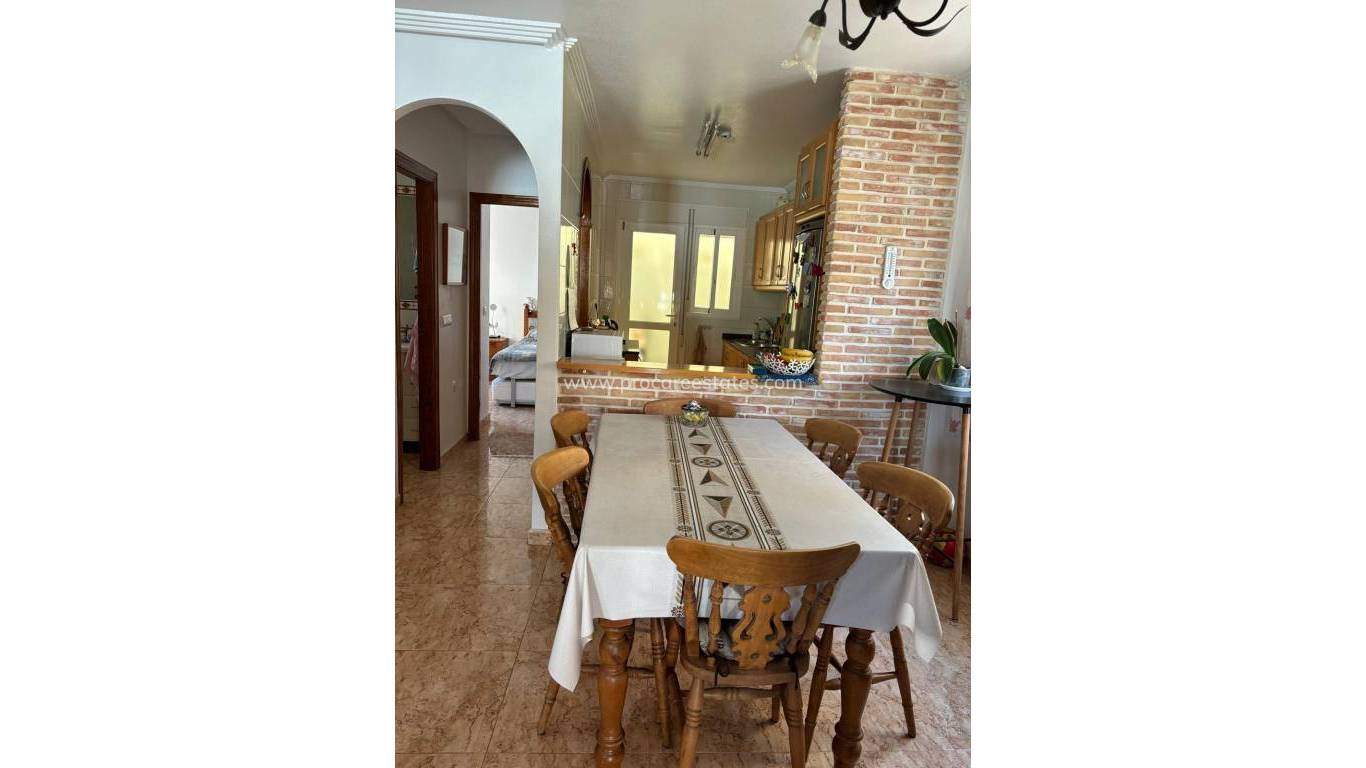 Resale - Villa - Guardamar del Segura - Urb el raso