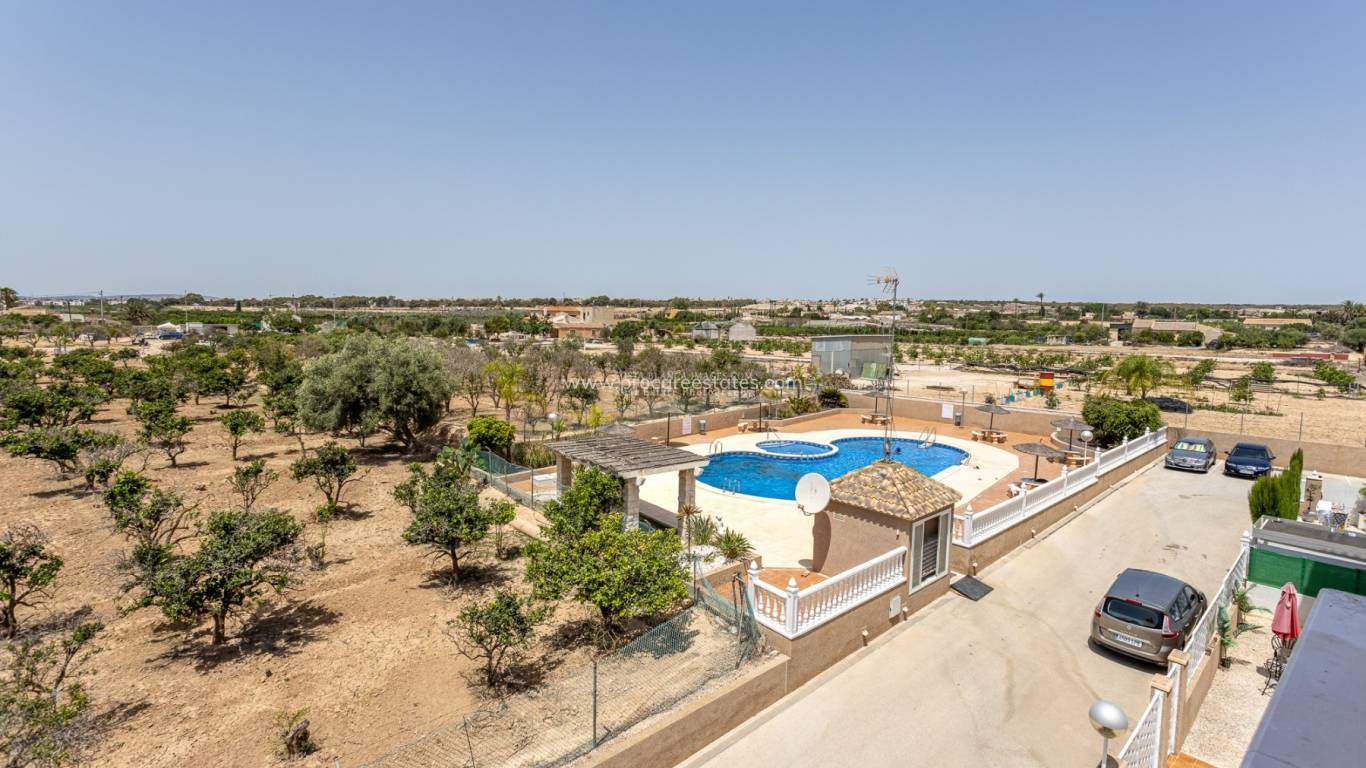 Resale - Villa - Guardamar del Segura - Urb el raso