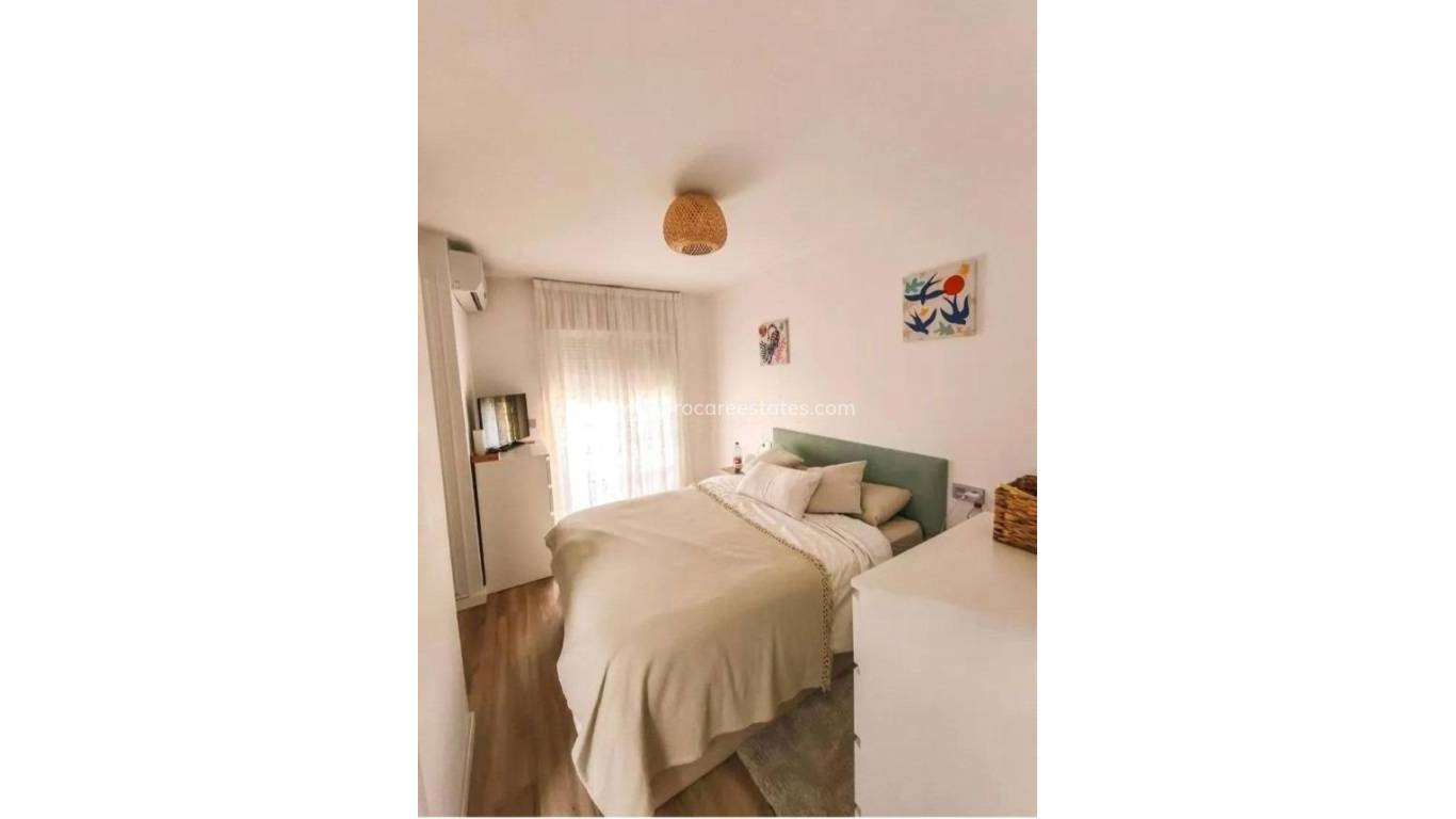 Resale - Villa - Guardamar del Segura - Urb el raso