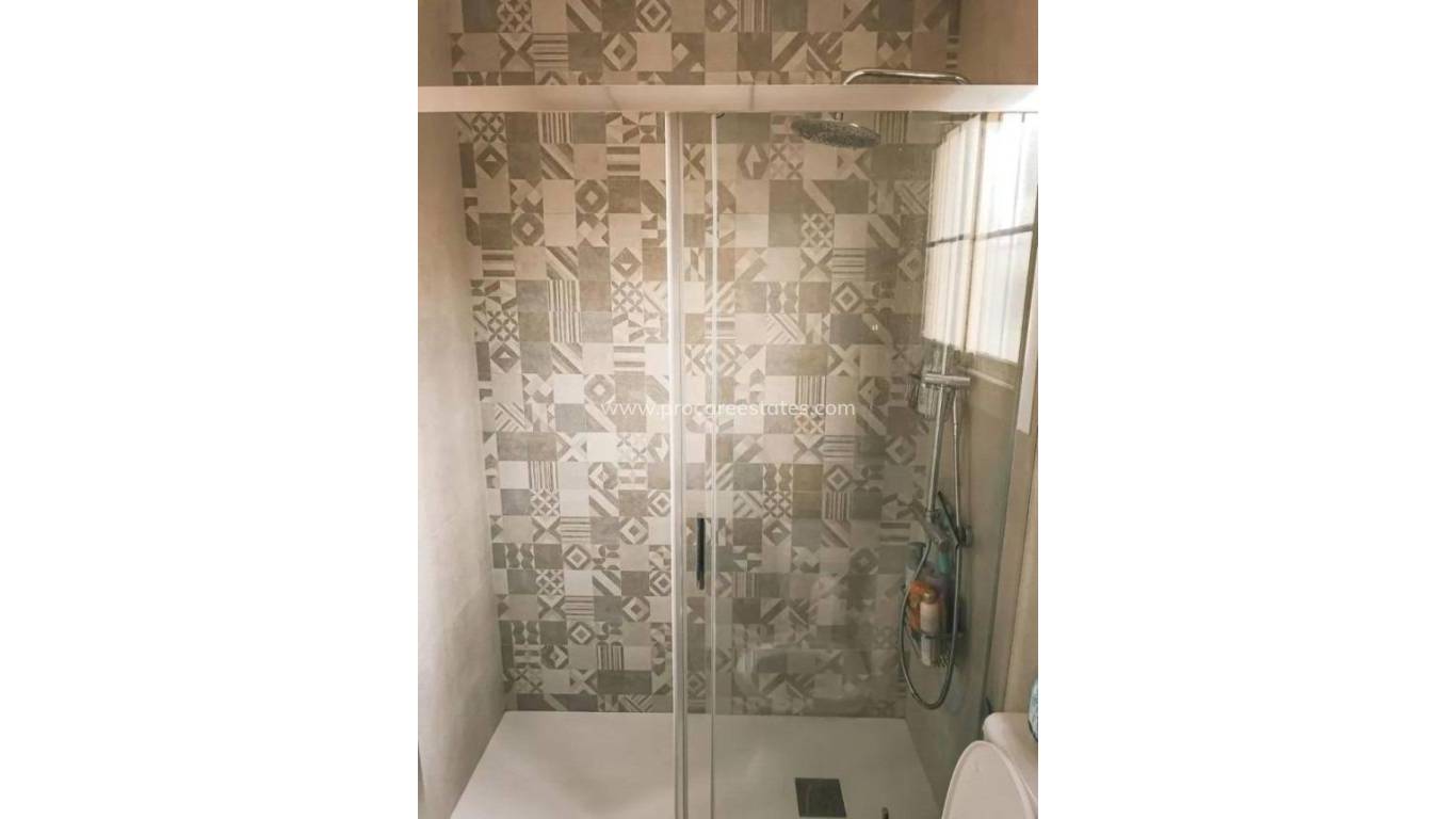 Resale - Villa - Guardamar del Segura - Urb el raso