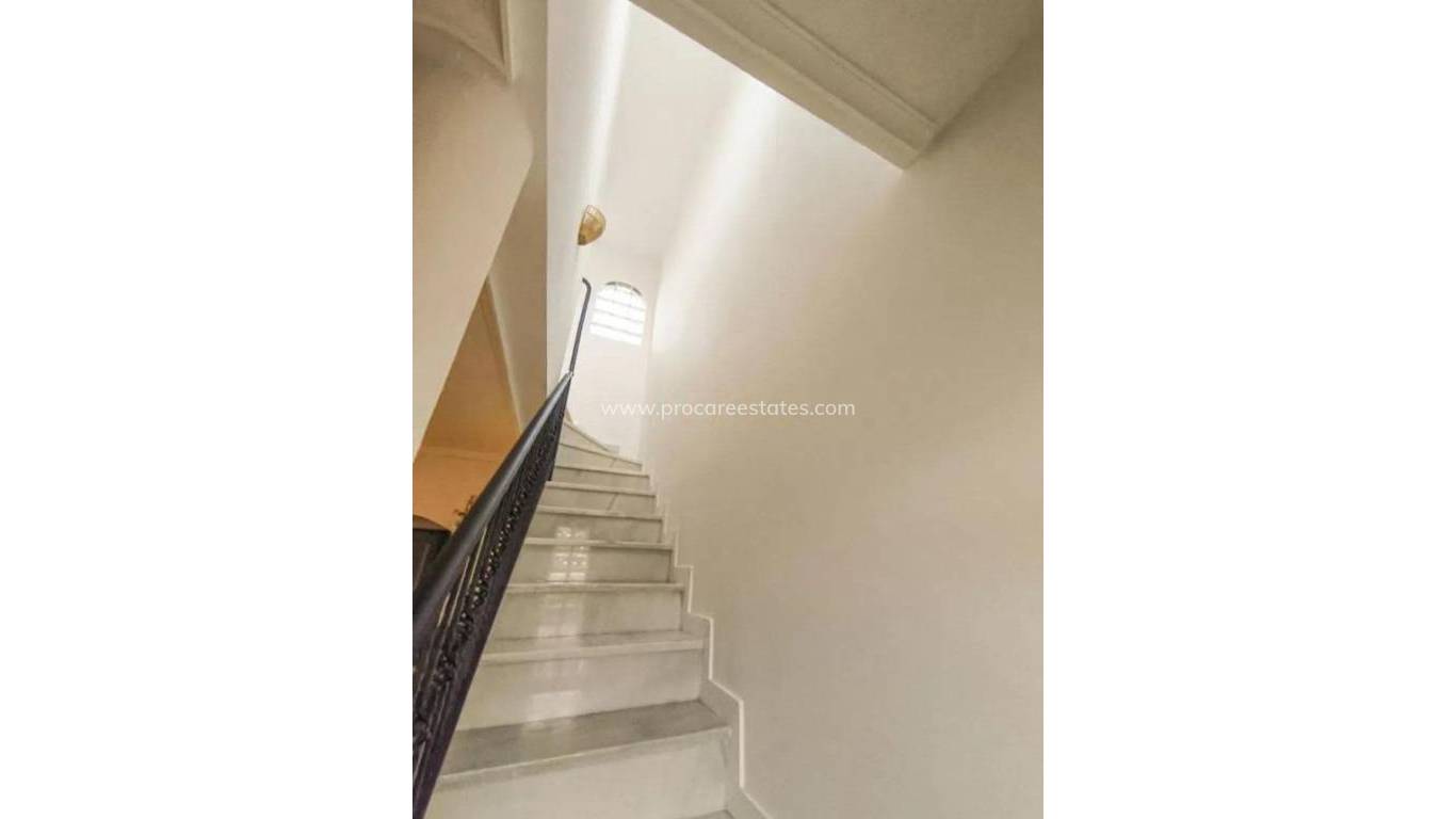 Resale - Villa - Guardamar del Segura - Urb el raso