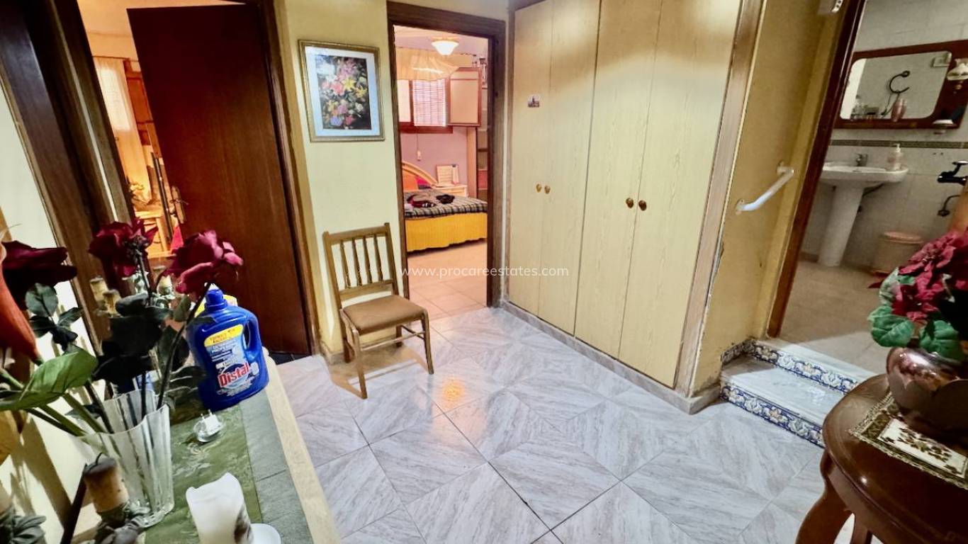 Resale - Villa - Guardamar del Segura