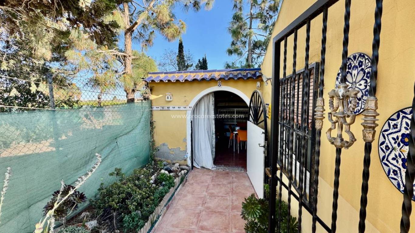 Resale - Villa - Guardamar del Segura