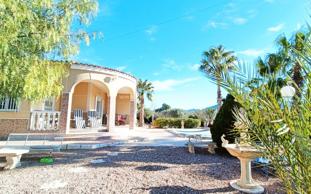 Resale - Villa - Hondon De Los Frailes