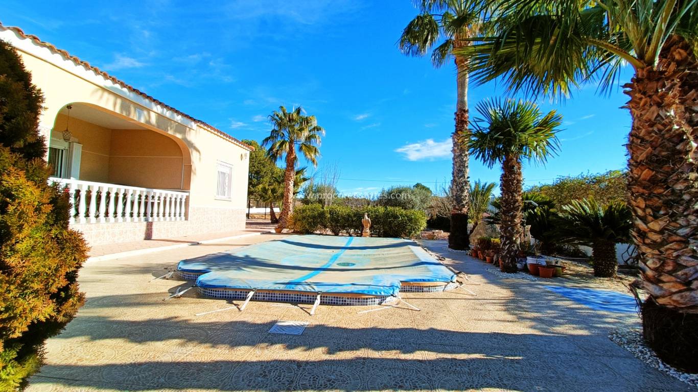 Resale - Villa - Hondon De Los Frailes